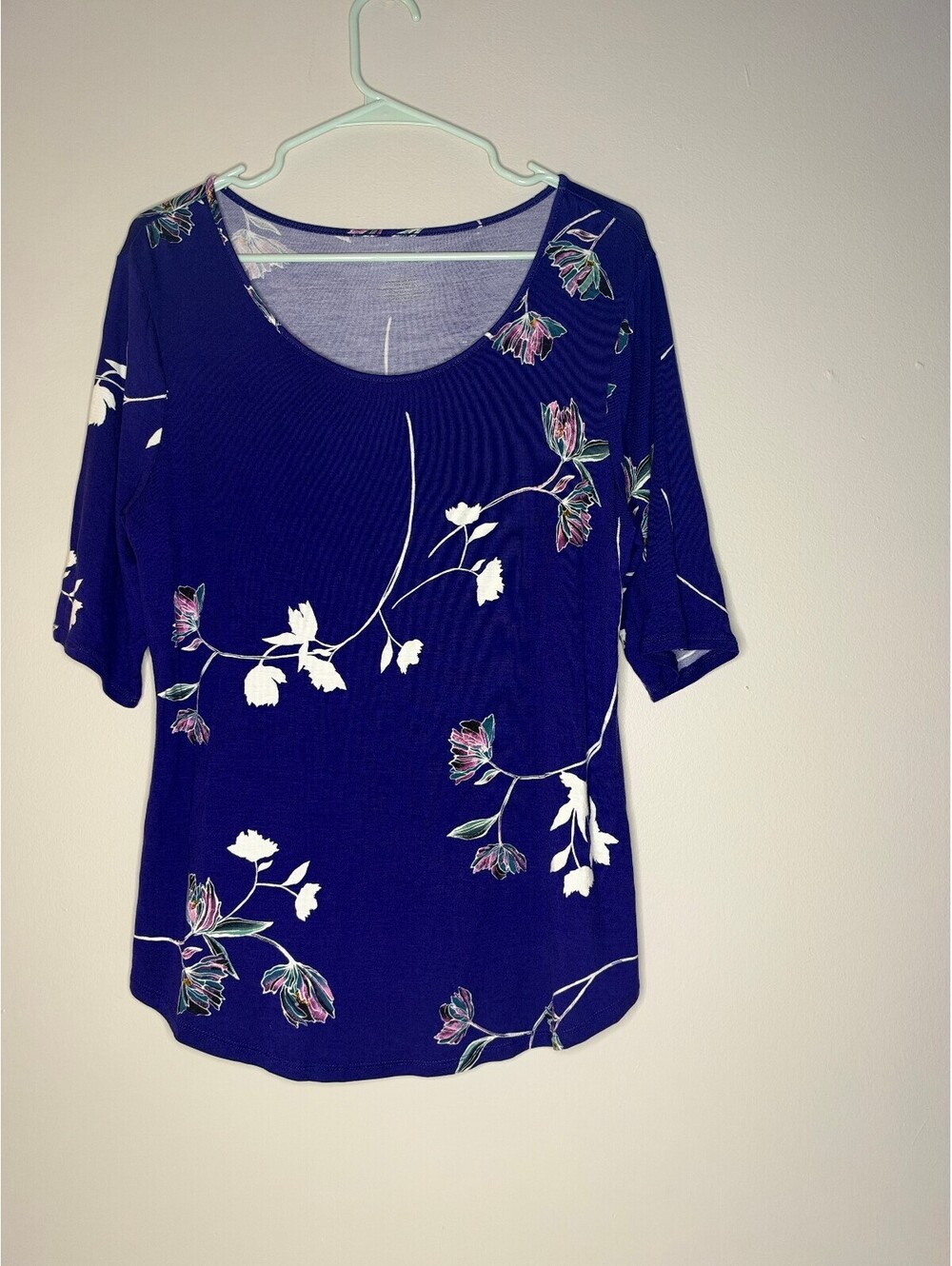 Apt. 9 women's blue floral Blouse Top